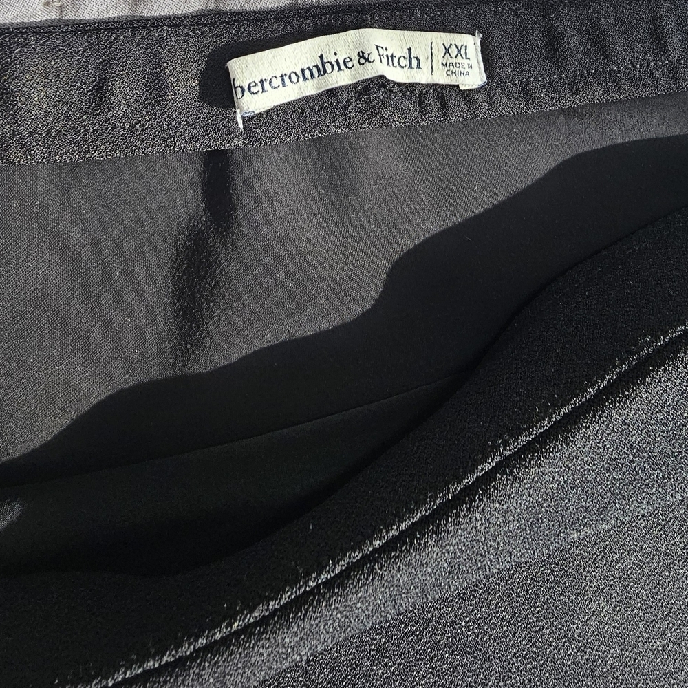 Abercrombie & Fitch Classic Black Midi Skirt - Picture 2 of 8